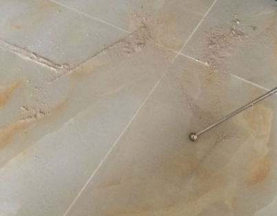 东莞瓷砖空鼓维修公司分享粘合剂选择不当在瓷砖铺贴过程中可能导致以下问题